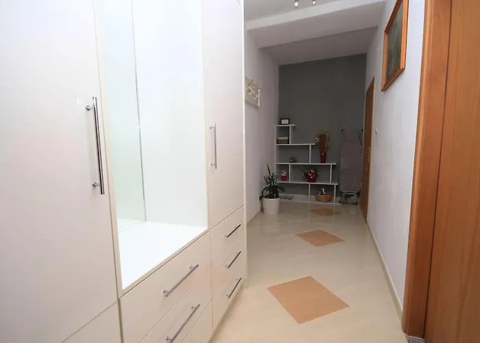 Bruna Apartamento Makarska