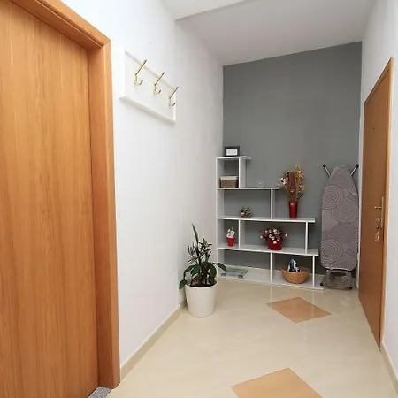 Bruna شقة